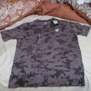 Under Armour project rock shirt